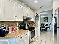 2800 Riverside Dr #203 — Photo 4