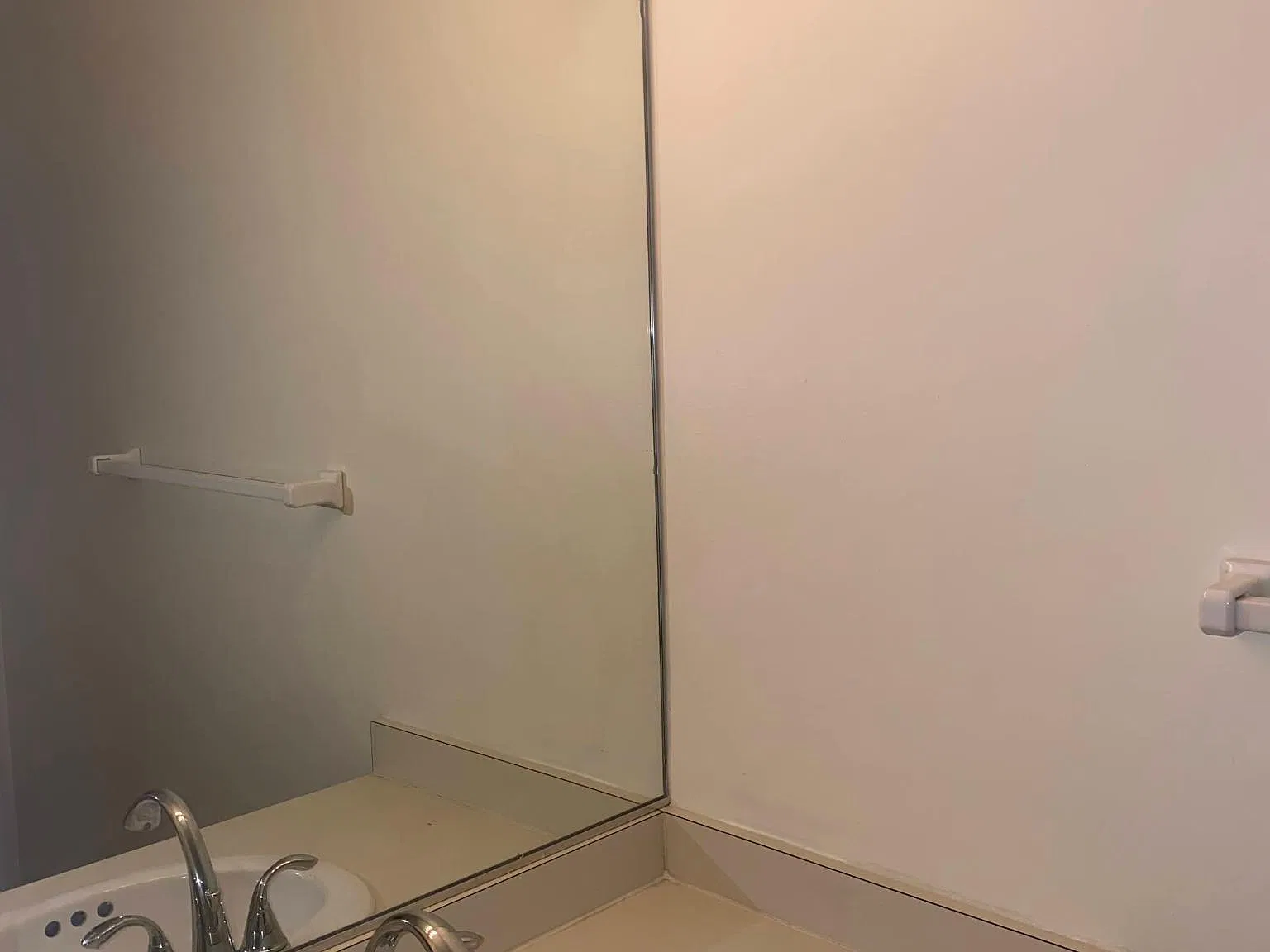 2 bed, 1.5 bath, 1120 sqft, $2,000 — Photo 2