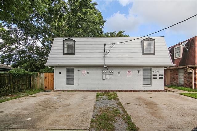 1st image of 424 Deckbar Ave #B