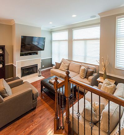 3rd image of 147 N Rose St #56