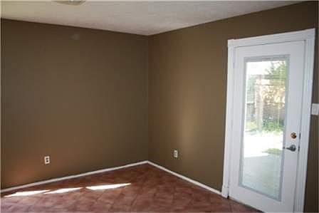 4th image of 9903 Churchill Way Dr