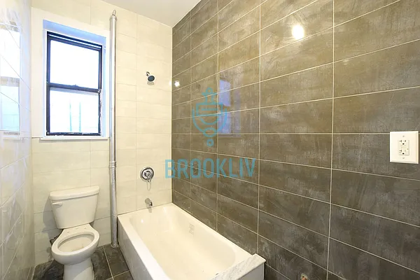 Rented by null | media 16