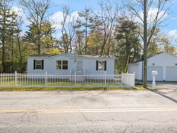 230 Chestnut Hill Rd, Rochester, NH 03867