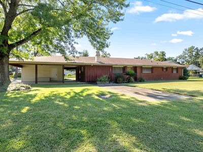 1901 Linda Dr, Westlake, LA, 70669