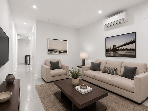 4th image of 30 Belvidere St #1B