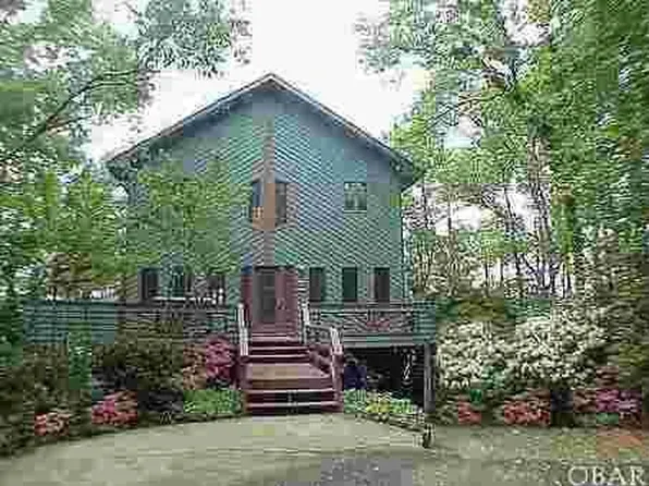 210 Sir Walter Raleigh Dr, Kill Devil Hills, NC 27948