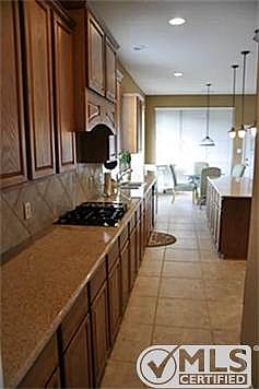 5th image of 2107 Independence Dr