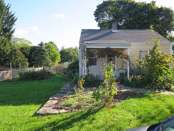 Front Entrance & Side Yard