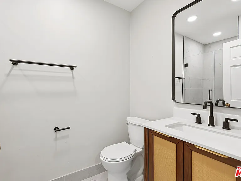 11410 Canton Dr — Photo 30