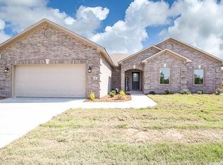 12 Chestnut Dr, Cabot, AR 72023