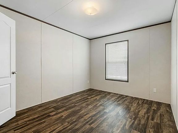 3rd image of 1704 Mlk Jr Blvd #278
