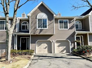 126 Eagle Ridge Way, Nanuet, NY 10954