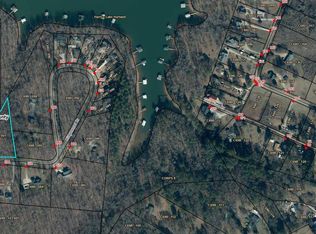 800 Ridgewood Dr, Hartwell, GA 30643