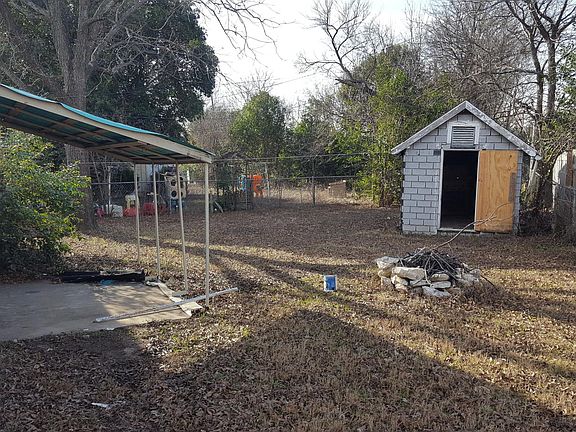 5th image of 1302 Greenwood Ave
