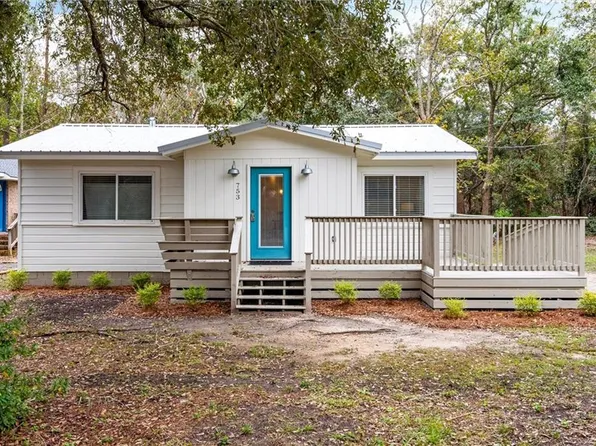 753 Cadillac Ave, Dauphin Island, AL 36528