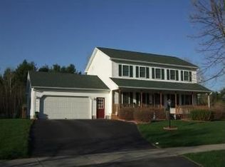 17 Stacy St, Milton, VT 05468