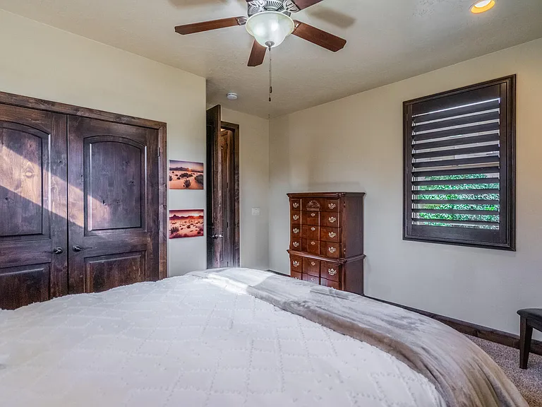 2732 S 4010 W — Photo 49