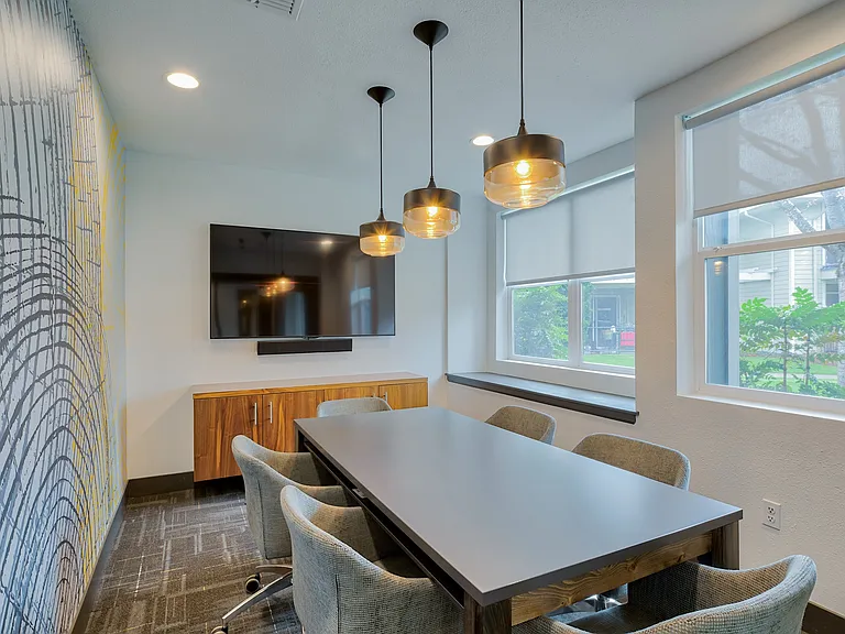 Kruseway Commons — Photo 18
