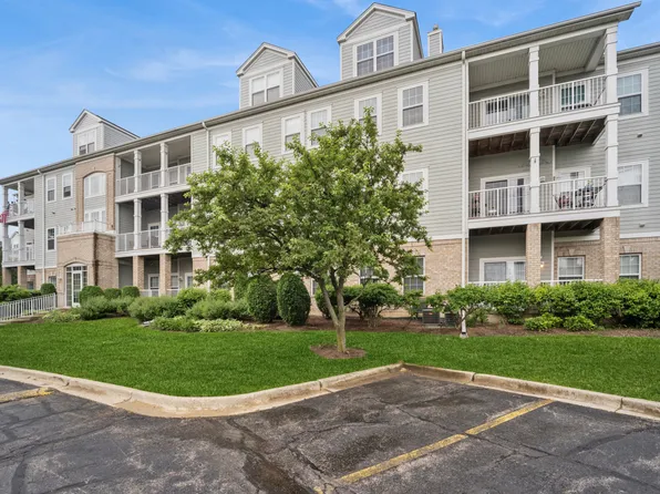 1299 W Lake St APT 102, Addison, IL 60101