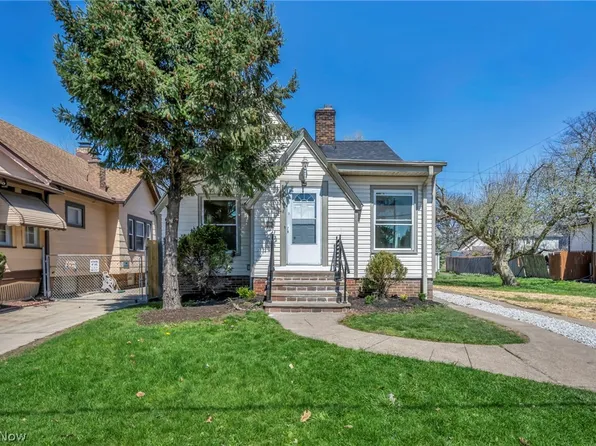 10318 Thrush Ave, Cleveland, OH 44111