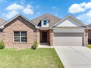 207 Golden Lake Dr, Rayne, LA 70578