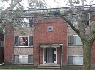 153 E 110th St APT 2E, Chicago, IL 60628