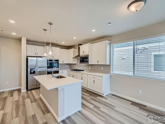 4th image of 2734 Bear Springs Cir