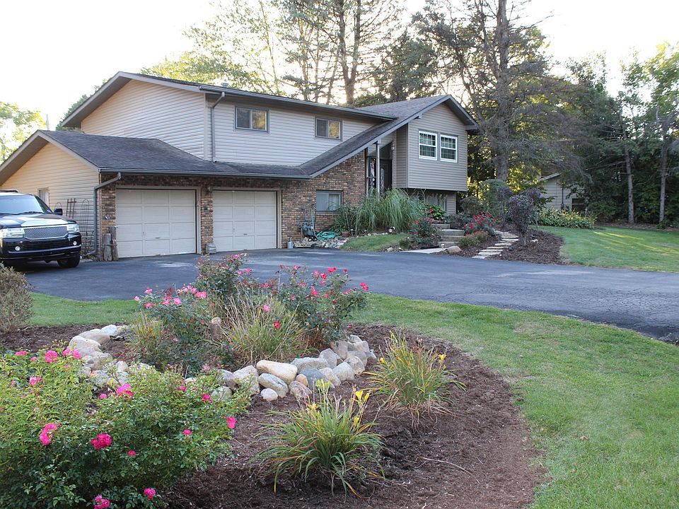 1st image of 2810 Sheffield Dr