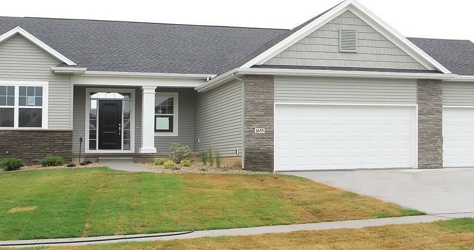 1st image of 1655 Stone Creek Cir