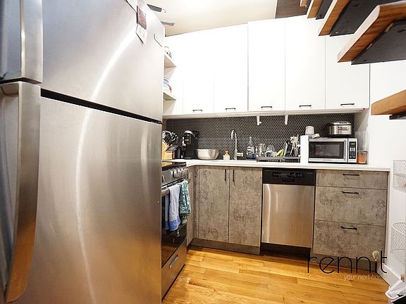 3rd image of 1772 Bergen St #4F
