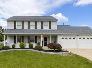12 Persimmon St, Sicklerville, NJ 08081