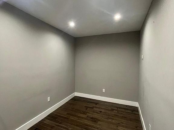 5th image of 158 Vermilyea Ave #4D