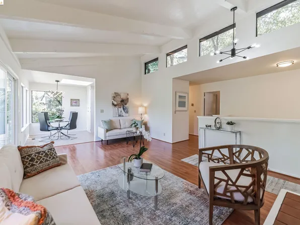 92 Piper Ln, Fairfax, CA 94930