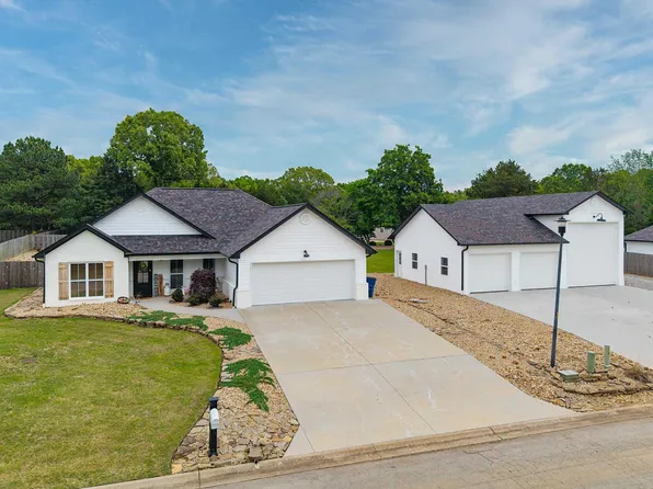 126 Winterview Dr, Bull Shoals, AR 72619