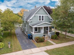 1316 Evans St, Oshkosh, WI 54901