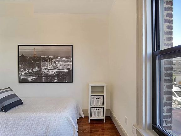 5th image of 397 Rogers Ave #2