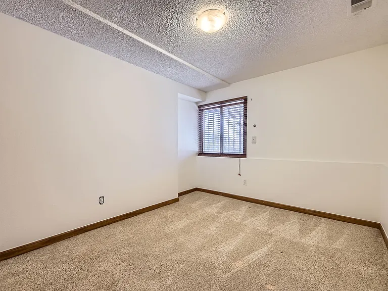 3537 S Marion St — Photo 10