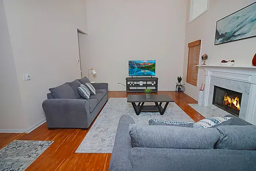 1784 Clayhill Ct SW Photo 1