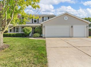 7251 Picasso Dr, Dardenne Prairie, MO 63368