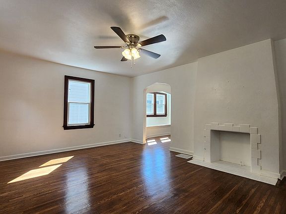 2nd image of 2713 Goddard Rd