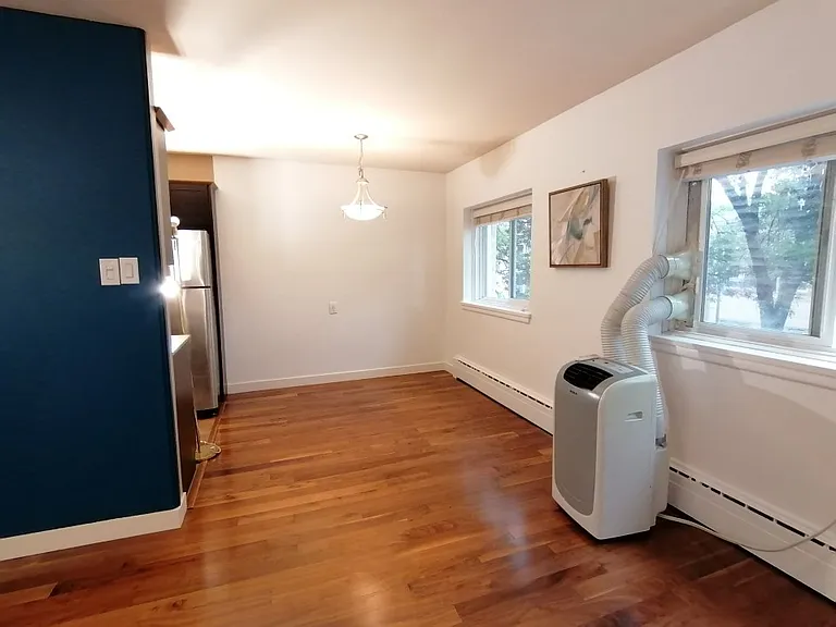 565 Corydon Ave #203 — Photo 5