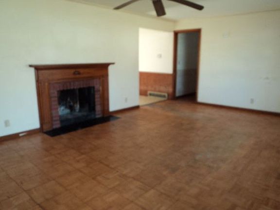 4th image of 1025 Cherington Dr