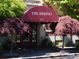 233 14th Ave E APT 401, Seattle, WA 98112