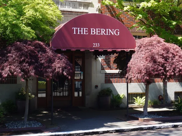 233 14th Avenue E #401, Seattle, WA 98112