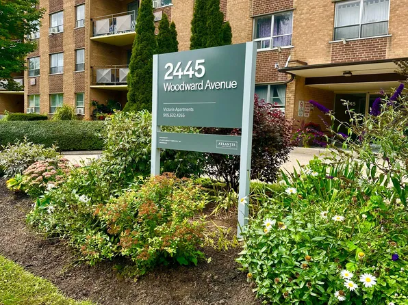 2445 Woodward Ave, Burlington, ON