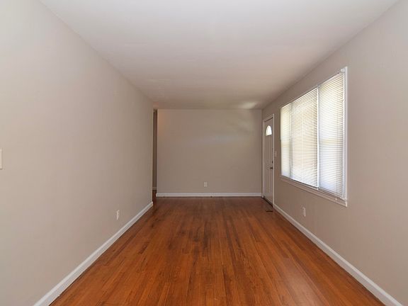 5th image of 1938 Roys Lane