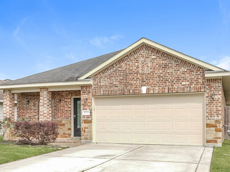 23733 Briar Tree Dr