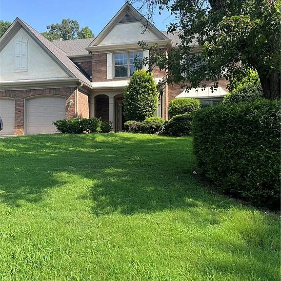 6435 Stapleford Ln — Photo 2