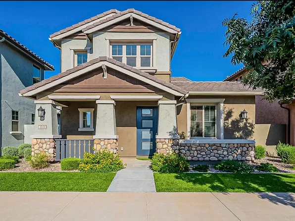 2111 S Agnes Ln, Gilbert, AZ 85295