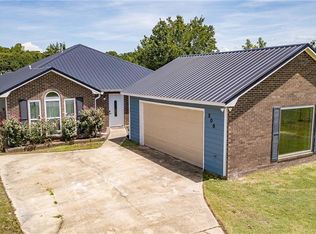 208 Mill Pond Dr, Phenix City, AL 36870